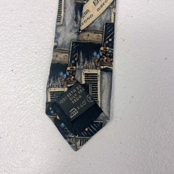 Black tie, formal wea Italian Silk Tie Window Boxes Floral Shutter Print Necktie - Picture 5 of 8